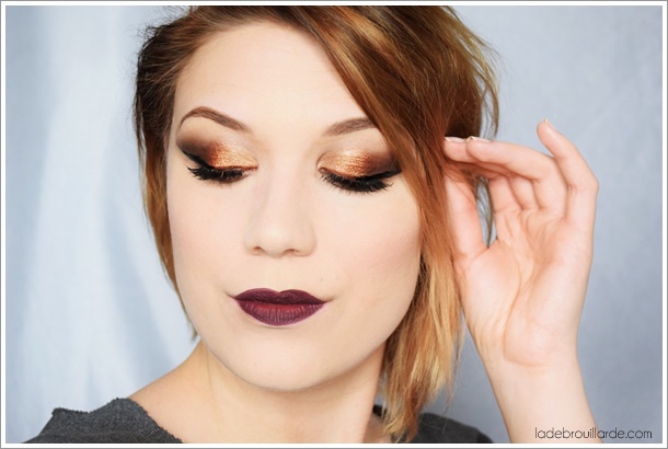 maquillage smoky eye facile rapide yeux doré
